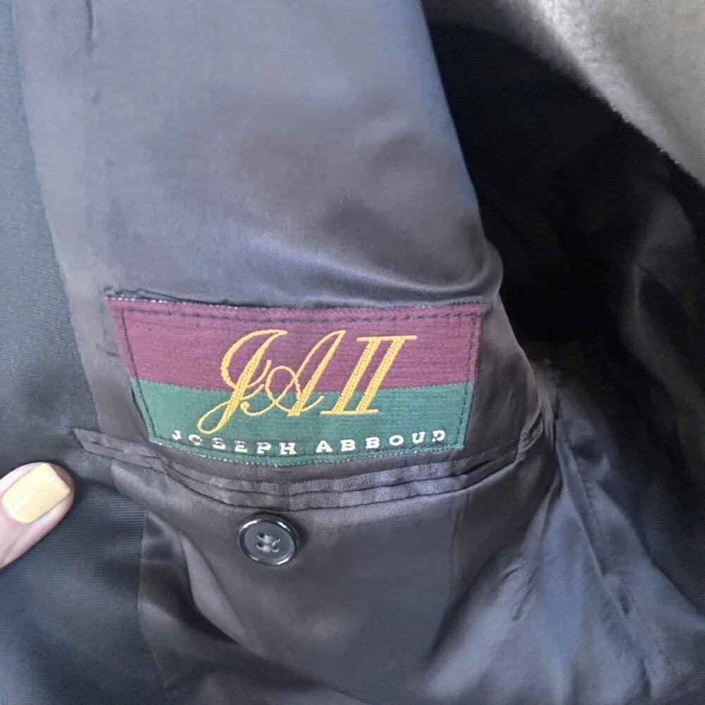 Joseph Abboud good vintage any armpit